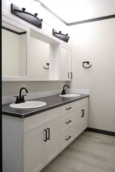 The Cedarline - Inventory gallery14